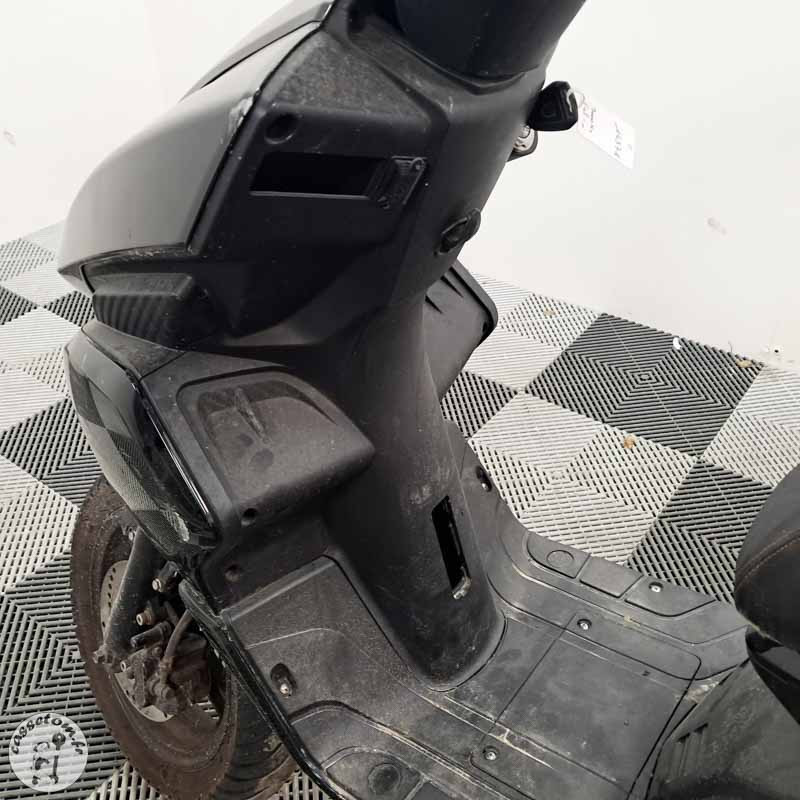 VASTRO I9 2021 accidenté - La Casse de l Oncle Tom