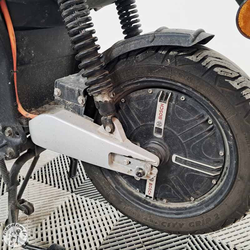 VASTRO I9 2021 accidenté - La Casse de l Oncle Tom