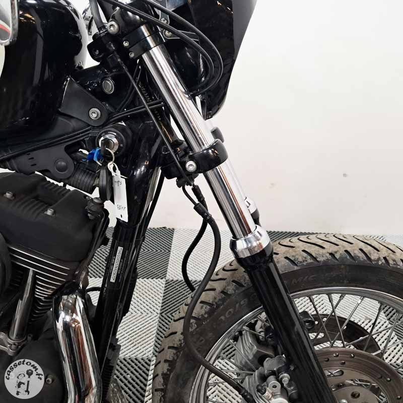 HARLEY.DAV XL1200R 1202 2006 accidentée - La Casse de l Oncle Tom
