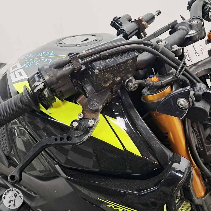 YAMAHA MT-09 847 2017 accidentée - La Casse de l Oncle Tom
