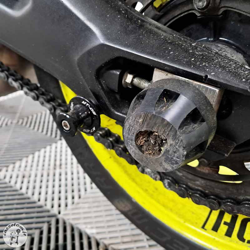 YAMAHA MT-09 847 2017 accidentée - La Casse de l Oncle Tom