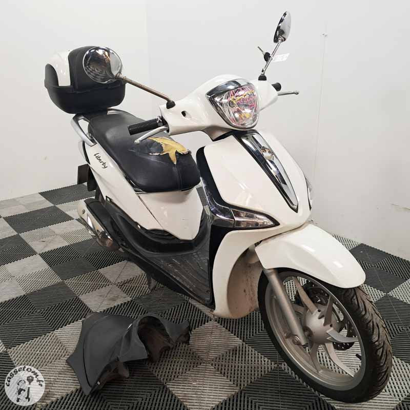 PIAGGIO LIB 50 500 2019 accidenté - La Casse de l Oncle Tom