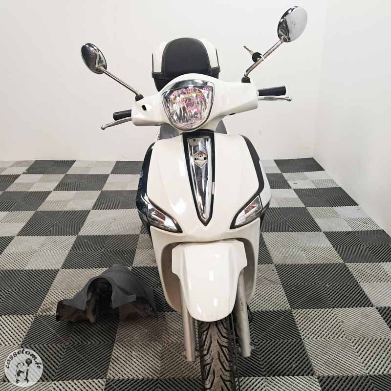 PIAGGIO LIB 50 500 2019 accidenté - La Casse de l Oncle Tom