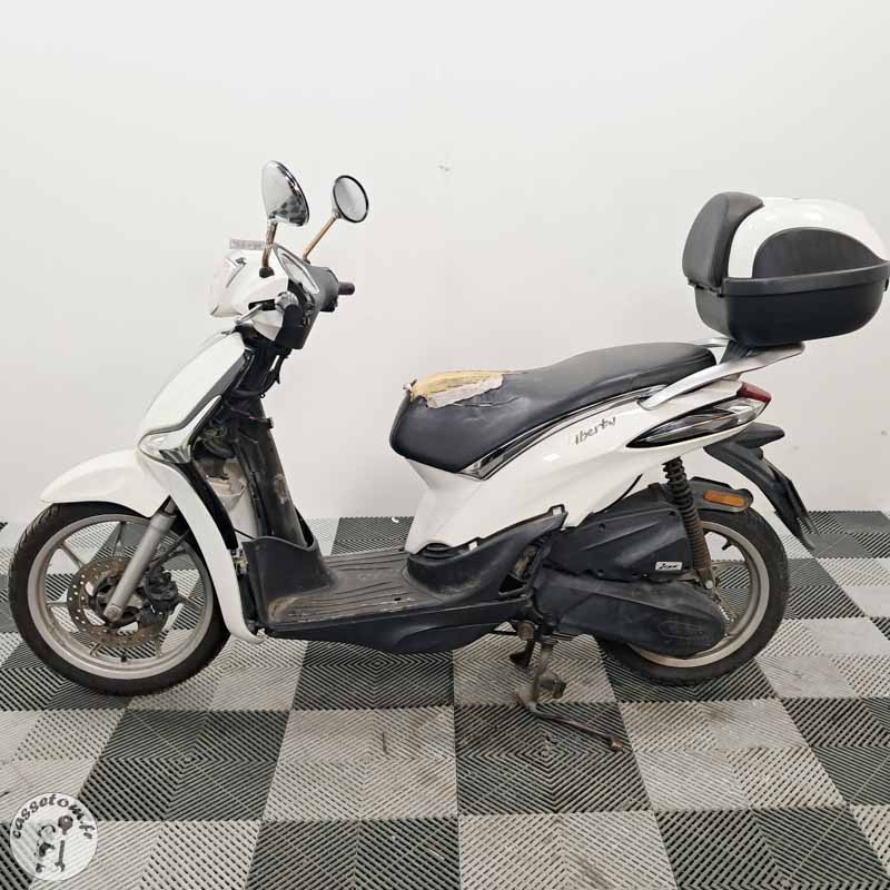 PIAGGIO LIB 50 500 2019 accidenté - La Casse de l Oncle Tom