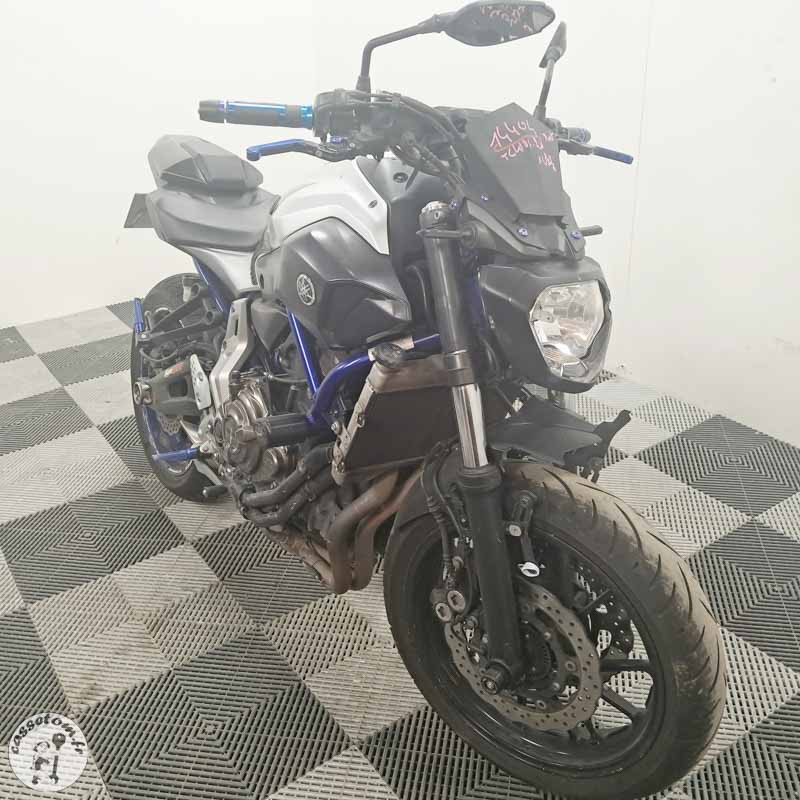 YAMAHA MT-07 689 2017 accidentée - La Casse de l Oncle Tom