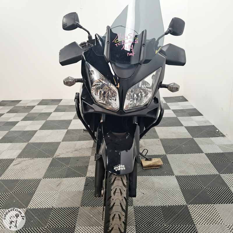 SUZUKI DL650 645 2010 accidentée - La Casse de l Oncle Tom