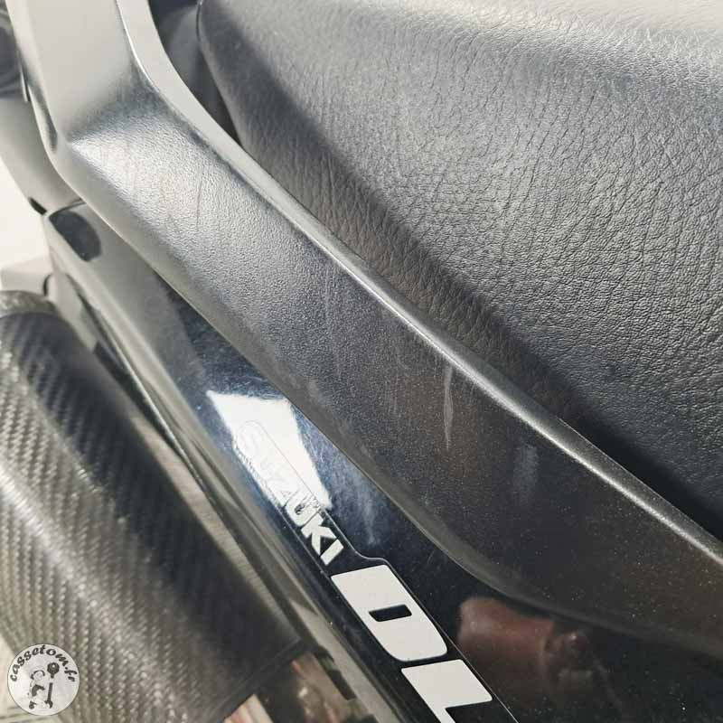 SUZUKI DL650 645 2010 accidentée - La Casse de l Oncle Tom