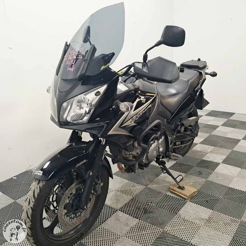 SUZUKI DL650 645 2010 accidentée - La Casse de l Oncle Tom