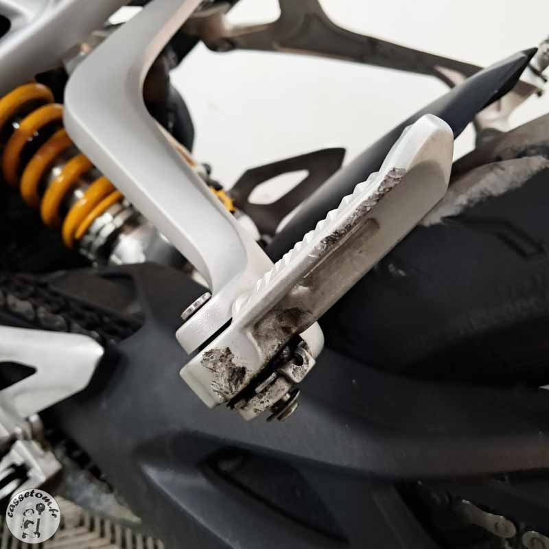 TRIUMPH SPEED TRI 1159 2022 accidentée - La Casse de l Oncle Tom