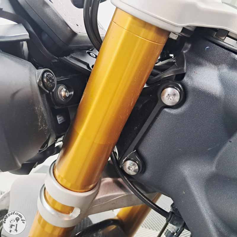 TRIUMPH SPEED TRI 1159 2022 accidentée - La Casse de l Oncle Tom