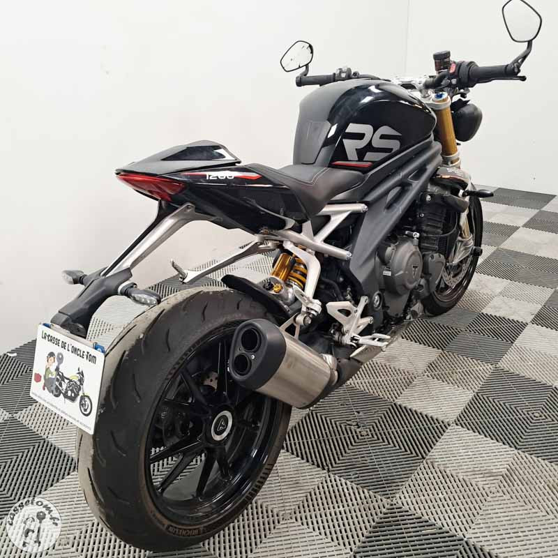 TRIUMPH SPEED TRI 1159 2022 accidentée - La Casse de l Oncle Tom