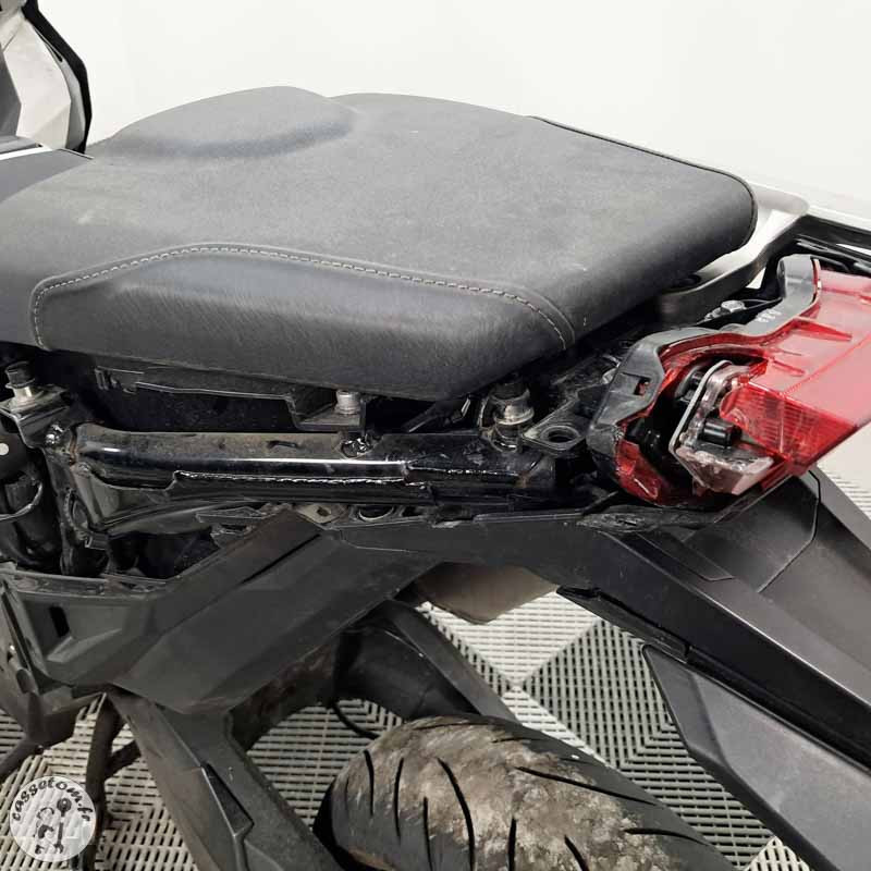 HONDA X-ADV 745 2021 accidenté - La Casse de l Oncle Tom