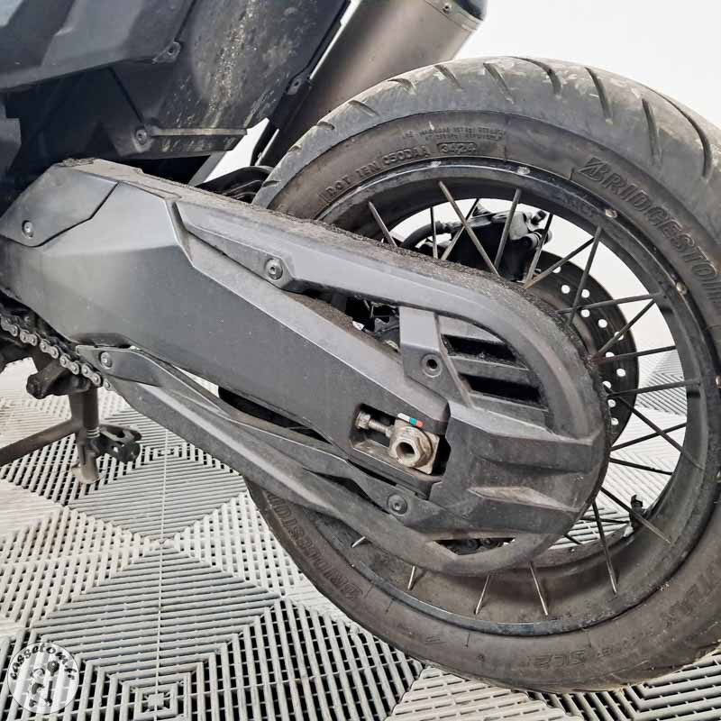 HONDA X-ADV 745 2021 accidenté - La Casse de l Oncle Tom