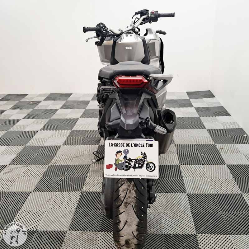 HONDA X-ADV 745 2021 accidenté - La Casse de l Oncle Tom