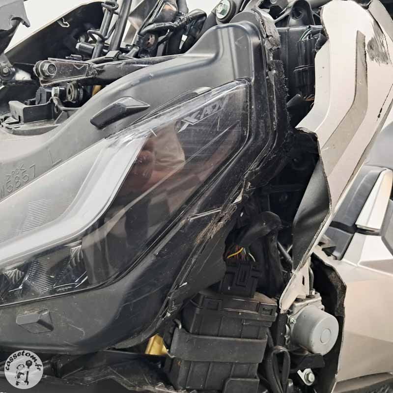 HONDA X-ADV 745 2021 accidenté - La Casse de l Oncle Tom