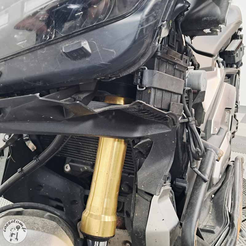 HONDA X-ADV 745 2021 accidenté - La Casse de l Oncle Tom