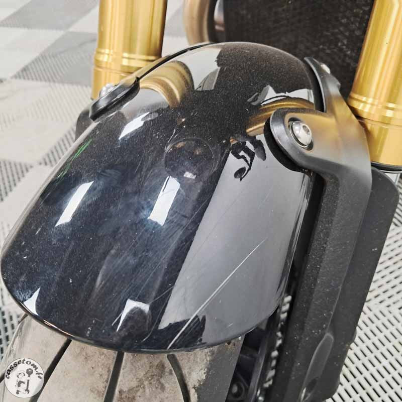 TRIUMPH SPEED 400 398cc 2025 accidentée - La Casse de l Oncle Tom