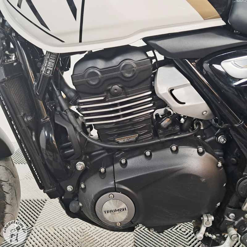 TRIUMPH SPEED 400 398cc 2025 accidentée - La Casse de l Oncle Tom