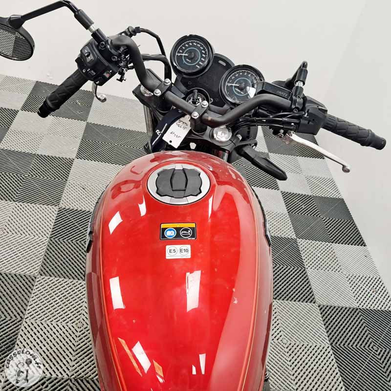 KAWASAKI Z650RS 649 2025 accidentée - La Casse de l Oncle Tom
