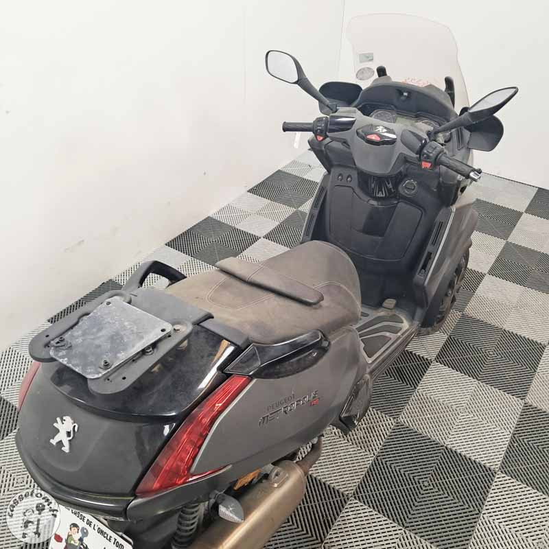 PEUGEOT METROPOLI 399 2017 accidenté - La Casse de l Oncle Tom