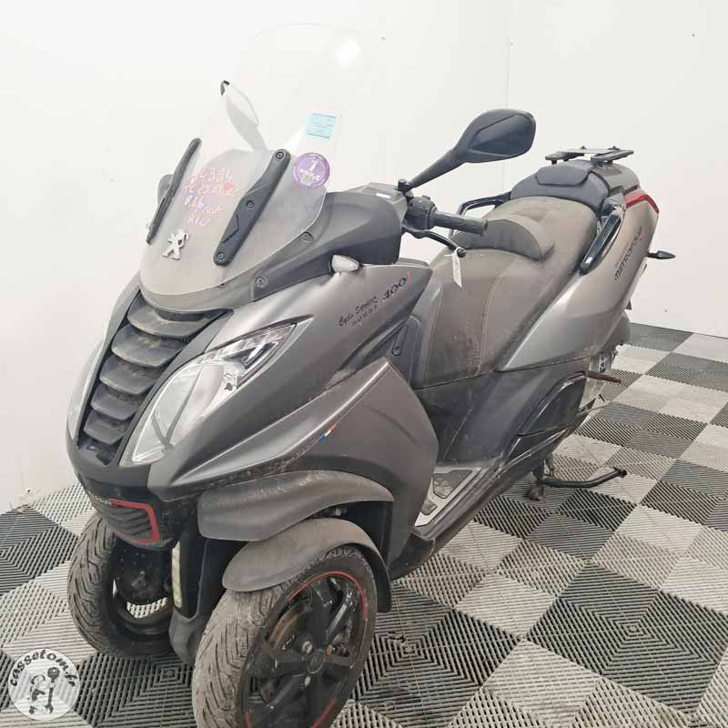 PEUGEOT METROPOLI 399 2017 accidenté - La Casse de l Oncle Tom