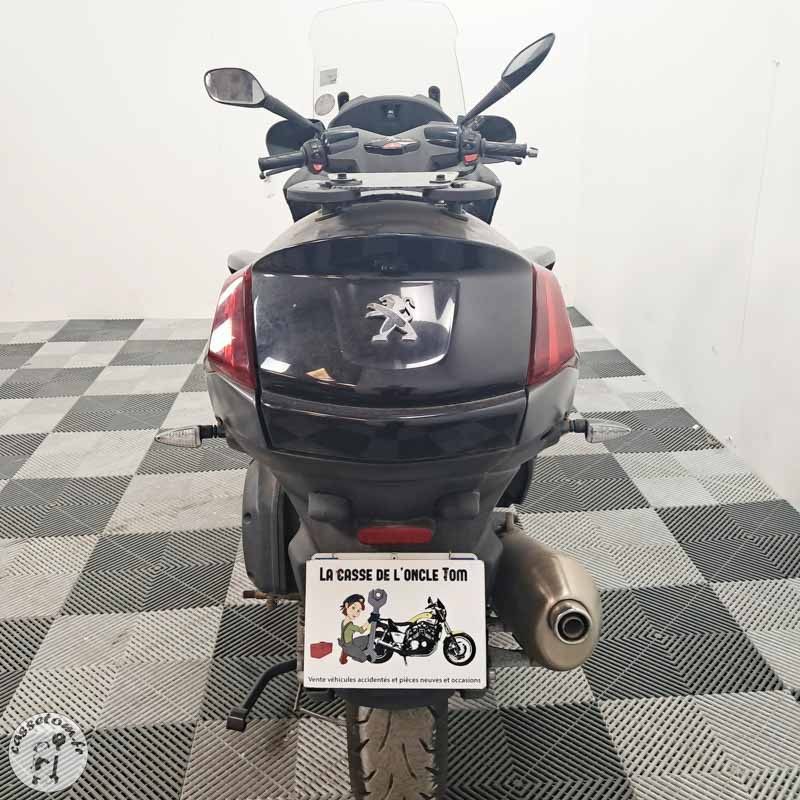 PEUGEOT METROPOLI 399 2017 accidenté - La Casse de l Oncle Tom