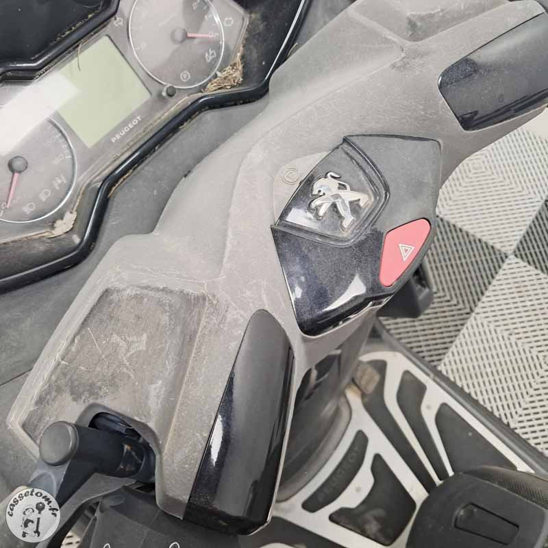 PEUGEOT METROPOLI 399 2017 accidenté - La Casse de l Oncle Tom