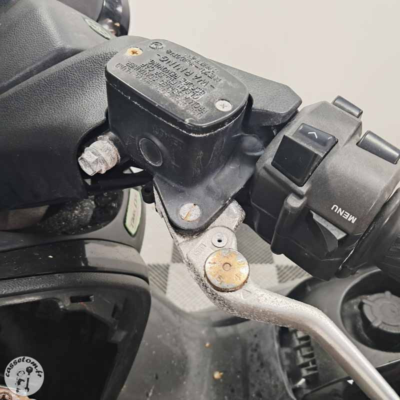YAMAHA XP530 530 2018 accidentée - La Casse de l Oncle Tom