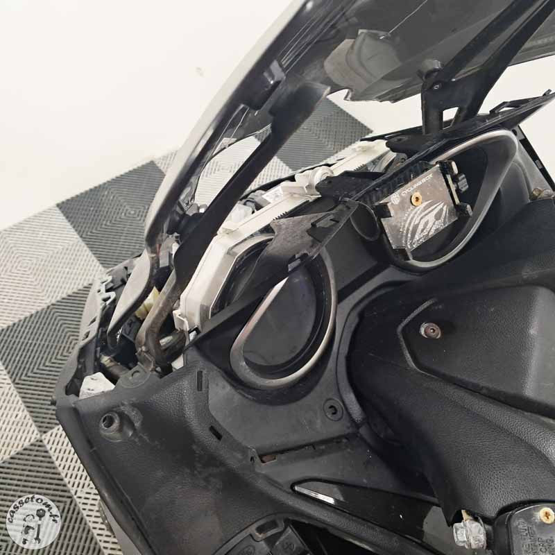YAMAHA XP530 530 2018 accidentée - La Casse de l Oncle Tom