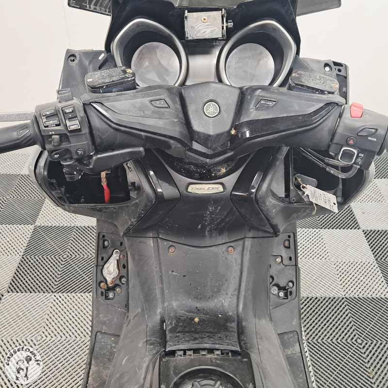 YAMAHA XP530 530 2018 accidentée - La Casse de l Oncle Tom