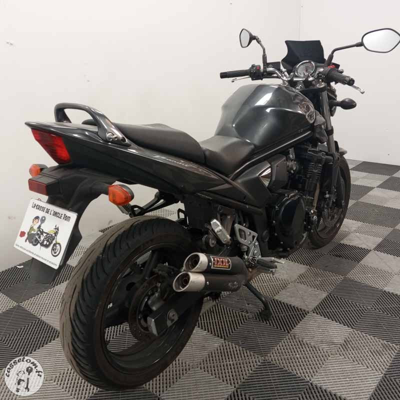 SUZUKI GSF650 656 2014 accidentée - La Casse de l Oncle Tom