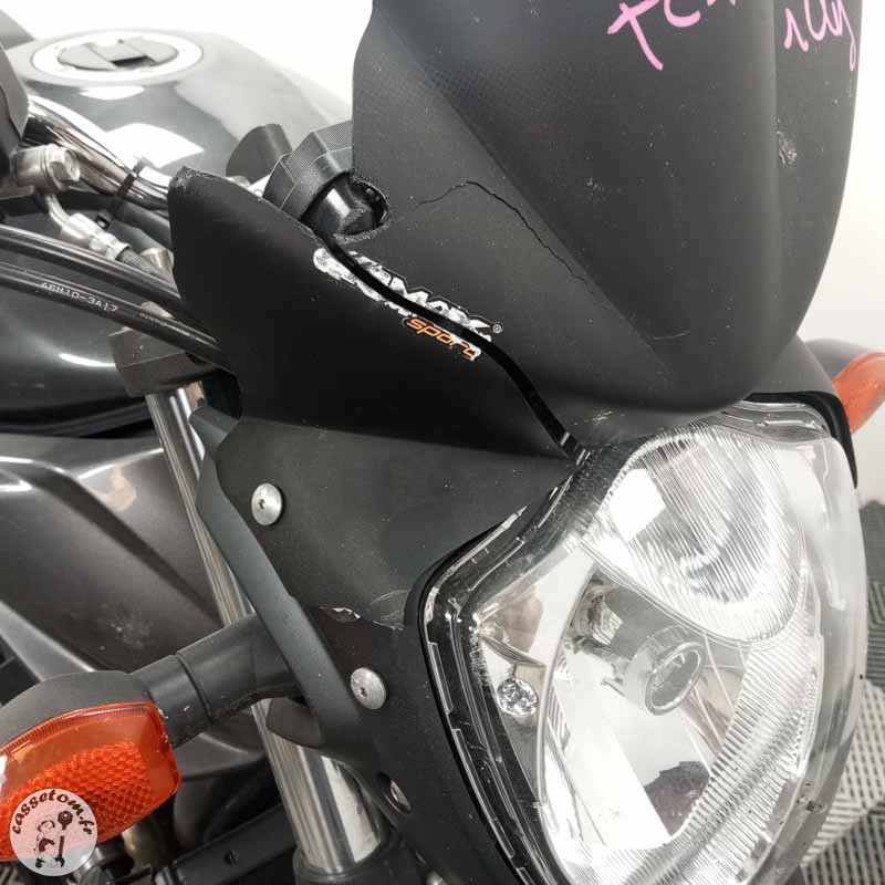 SUZUKI GSF650 656 2014 accidentée - La Casse de l Oncle Tom