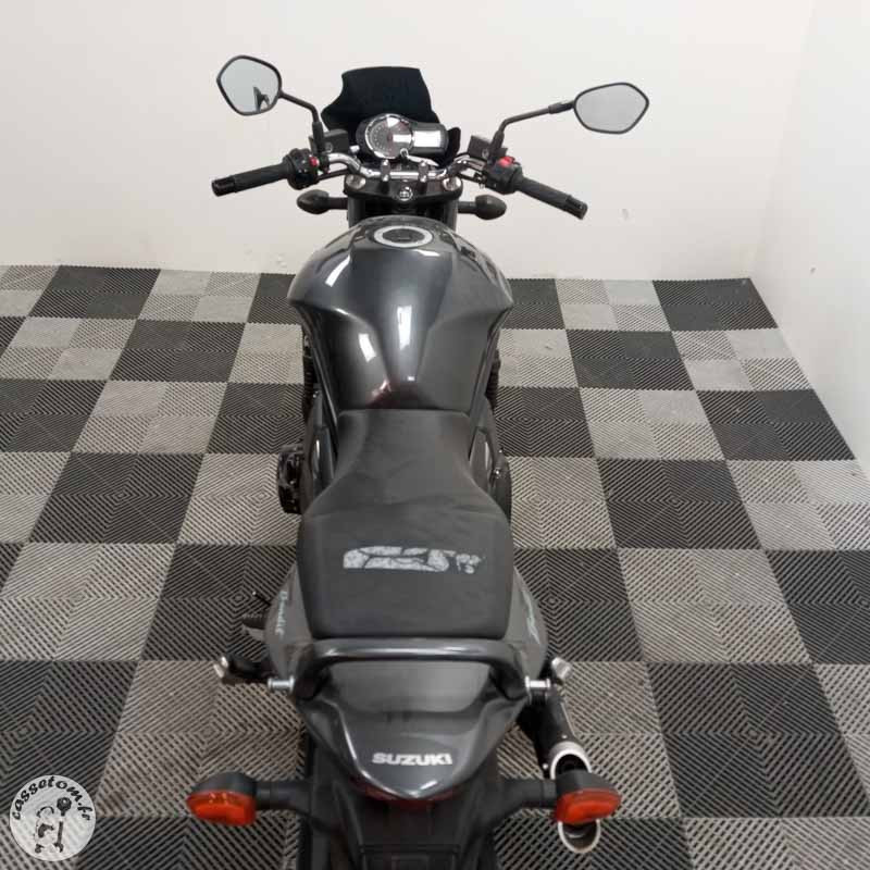 SUZUKI GSF650 656 2014 accidentée - La Casse de l Oncle Tom