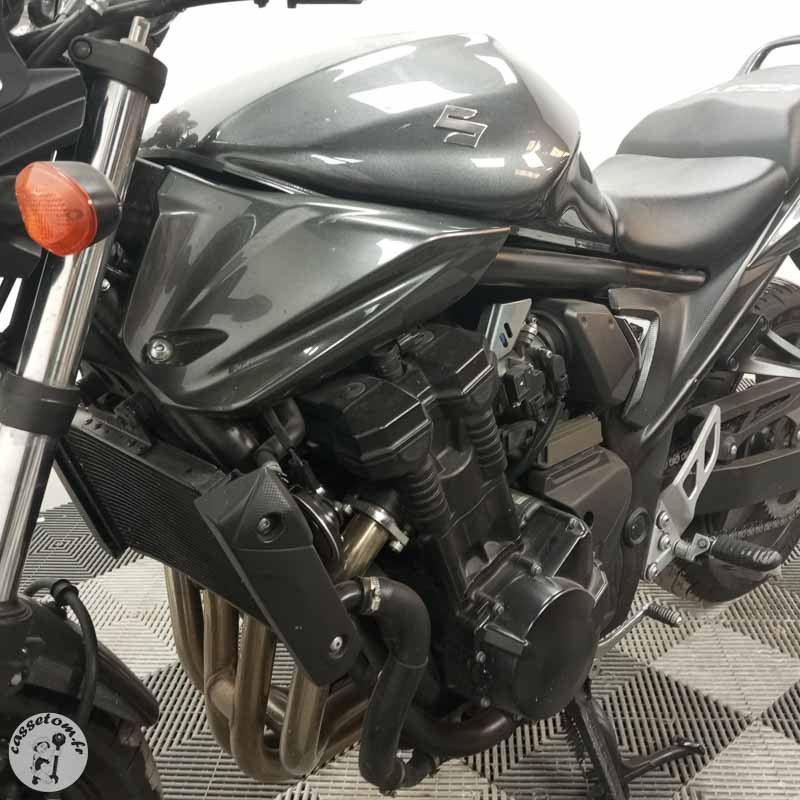 SUZUKI GSF650 656 2014 accidentée - La Casse de l Oncle Tom