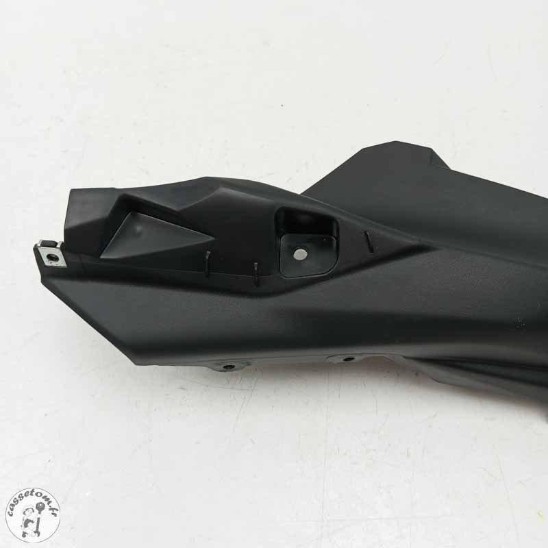 Carénage sous coque arrière gauche  Yamaha 700 Yzf-r 22 2021 - Cassetom - Nos pieces motos