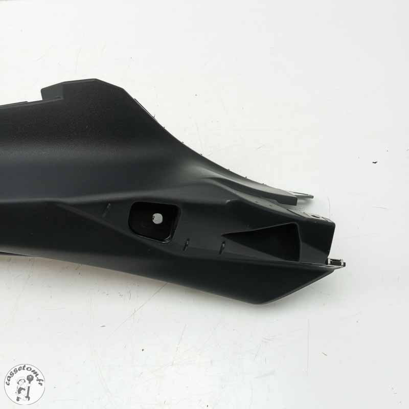 Carénage sous coque arrière droit  Yamaha 700 Yzf-r 20 2021 - Cassetom - Nos pieces motos