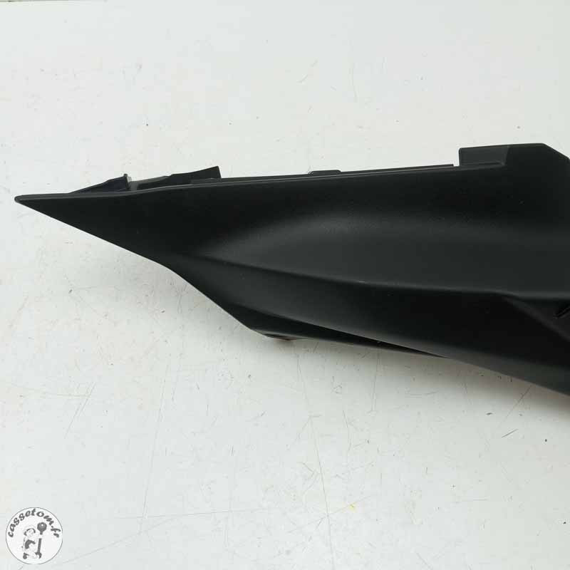 Carénage sous coque arrière droit  Yamaha 700 Yzf-r 20 2021 - Cassetom - Nos pieces motos