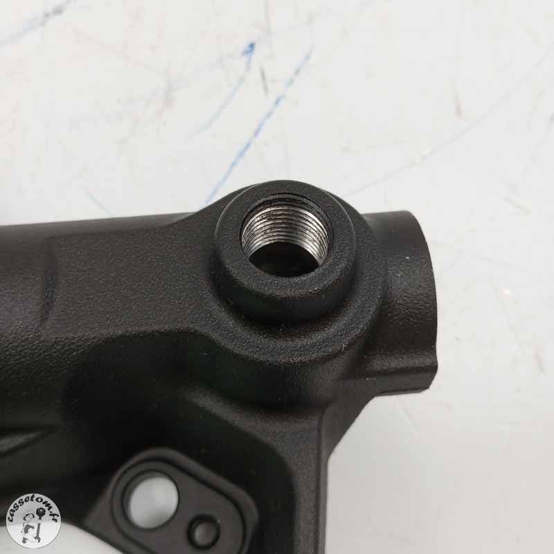 Bras de fourche droit  Yamaha 700 Yzf-r 7 2021 - Cassetom - Nos pieces motos