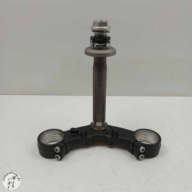Té de fourche inférieur  Yamaha 700 Yzf-r 7 2021 - Cassetom - Nos pieces motos