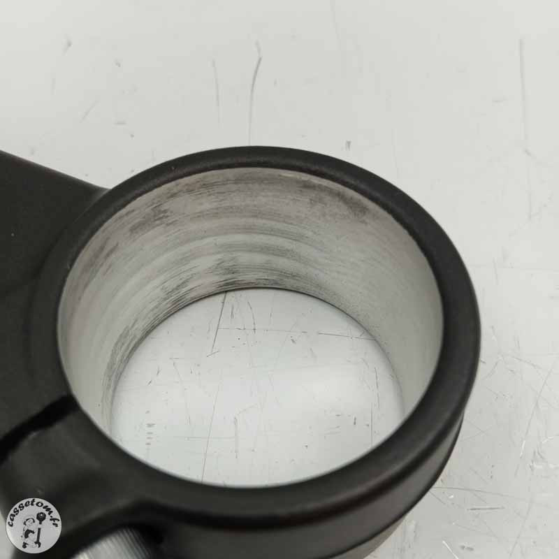 Té de fourche inférieur  Yamaha 700 Yzf-r 7 2021 - Cassetom - Nos pieces motos