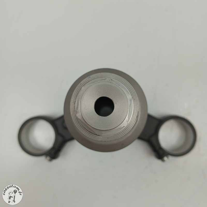 Té de fourche inférieur  Yamaha 700 Yzf-r 7 2021 - Cassetom - Nos pieces motos