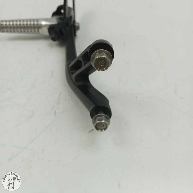 Platine repose pied arrière droite Yamaha 700 Yzf-r 7 2021 - Cassetom - Nos pieces motos