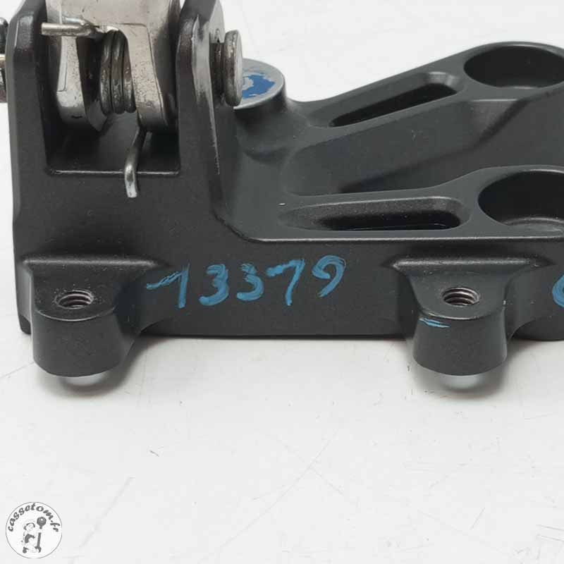 Platine repose pied avant gauche  Yamaha 700 Yzf-r 7 2021 - Cassetom - Nos pieces motos