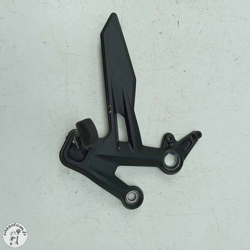 Platine avec repose pied avant droit   Ktm 790 duke l 2021 - Cassetom - Nos pieces motos