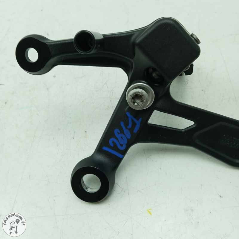 Platine avec repose pied avant gauche  Ktm 790 duke l 2021 - Cassetom - Nos pieces motos