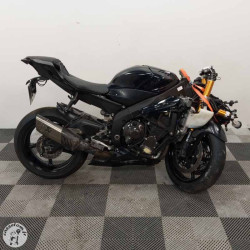 YAMAHA YZFR6 599 2019 accidentée - La Casse de l Oncle Tom