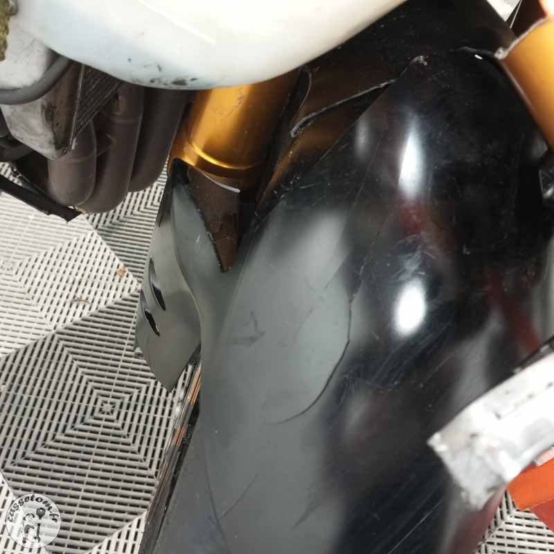 YAMAHA YZFR6 599 2019 accidentée - La Casse de l Oncle Tom