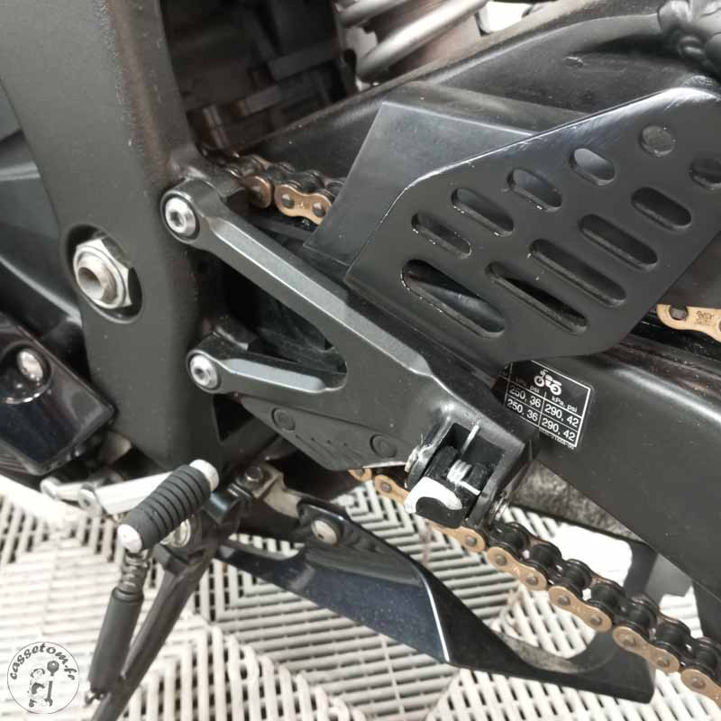 YAMAHA YZFR6 599 2019 accidentée - La Casse de l Oncle Tom