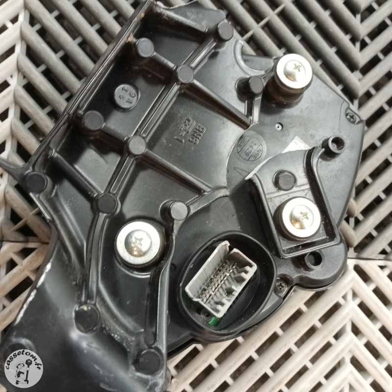 YAMAHA YZFR6 599 2019 accidentée - La Casse de l Oncle Tom