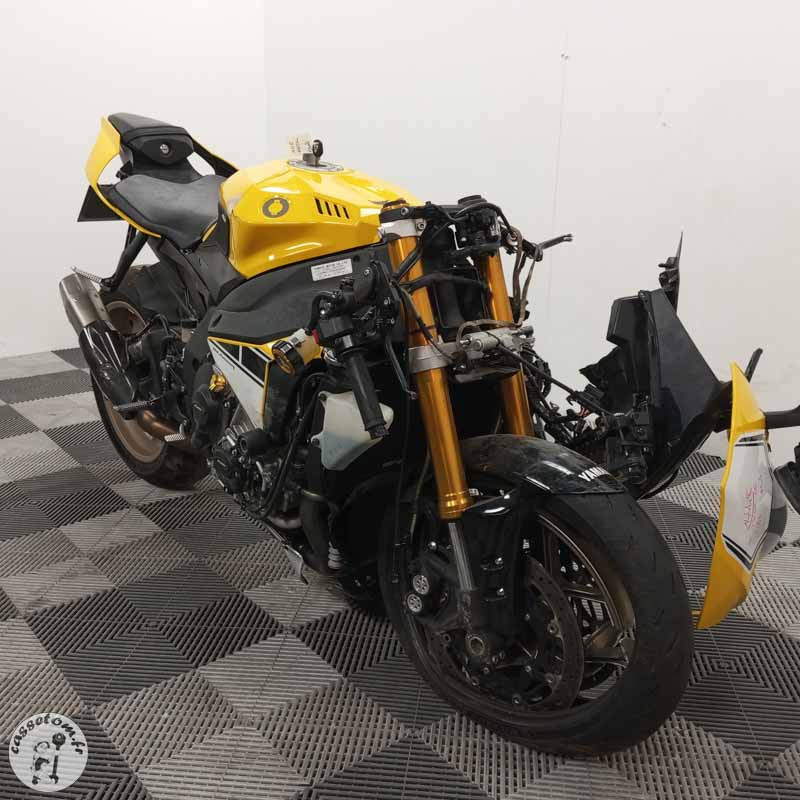 YAMAHA YZFR1 998 2016 accidentée - La Casse de l Oncle Tom